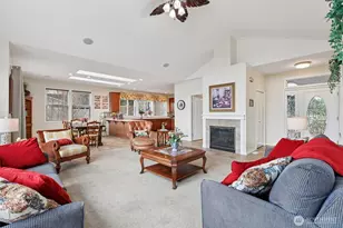 14 Zermatt Ct, Camano Island, WA 98282 - Photo 5