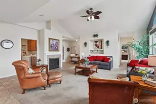 14 Zermatt Ct, Camano Island, WA 98282 - Photo 7