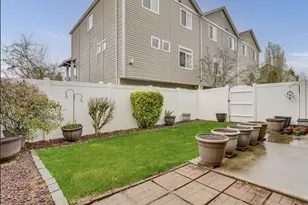 8004 NE 37th Ave, Vancouver, WA 98665 - Photo 5