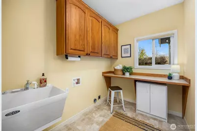 4455 Lakeview Court NW, Bremerton, WA 98312 - Photo 31