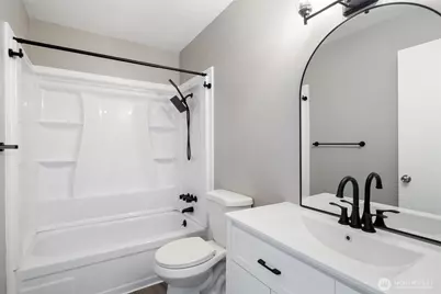 2938 E Walnut Street #5, Port Angeles, WA 98362 - Photo 3