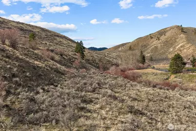 1639 Pitcher Canyon Road, Wenatchee, WA 98801 - Photo 13