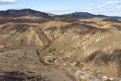 1639 Pitcher Canyon Road, Wenatchee, WA 98801 - Photo 15