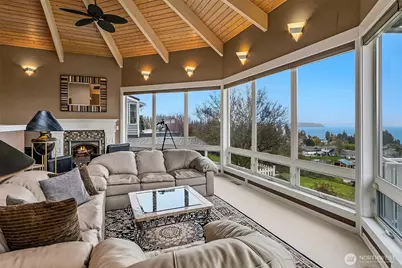 6595 Anderson Road, Clinton, WA 98236 - Photo 17