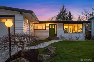 7039 39th Ave NE, Seattle, WA 98115 - Photo 3