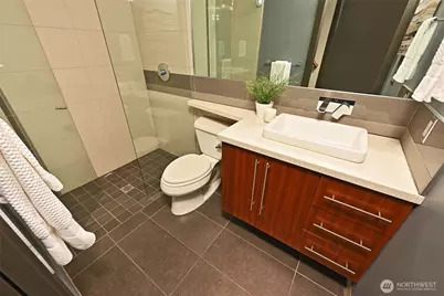 8218 2nd Avenue NE #B, Seattle, WA 98115 - Photo 25