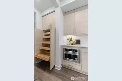 23103 NE 8th St #E1, Sammamish, WA 98074 - Photo 13