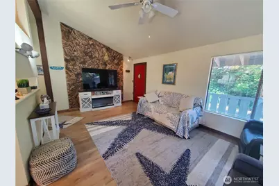 1000 Mt.Olympus Avenue SE, Ocean Shores, WA 98569 - Photo 5