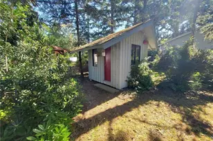 1000 Mt Olympus Ave SE, Ocean Shores, WA 98569 - Photo 21