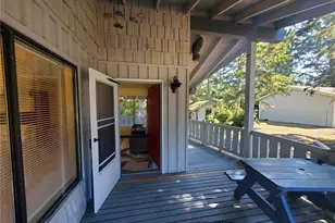 1000 Mt Olympus Ave SE, Ocean Shores, WA 98569 - Photo 5