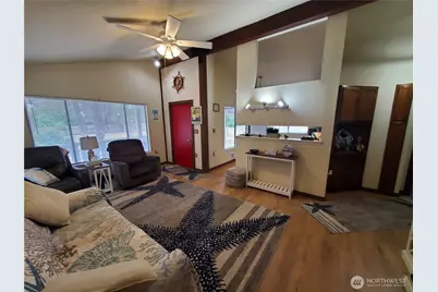 1000 Mt.Olympus Avenue SE, Ocean Shores, WA 98569 - Photo 7