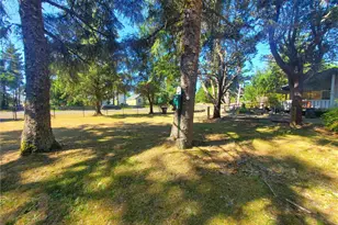 1000 Mt Olympus Ave SE, Ocean Shores, WA 98569 - Photo 19