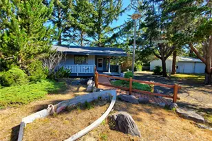 1000 Mt Olympus Ave SE, Ocean Shores, WA 98569 - Photo 1