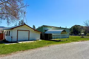 320 S Central St, Brewster, WA 98812 - Photo 29