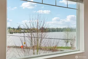 11218 19th Dr SE, Everett, WA 98208 - Photo 1