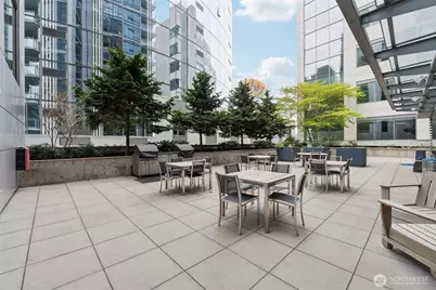 820 Blanchard Street #1507, Seattle, WA 98121 - Photo 33