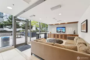 820 Blanchard St, Seattle, WA 98121 - Photo 27