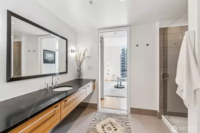 820 Blanchard Street #1507, Seattle, WA 98121 - Photo 13