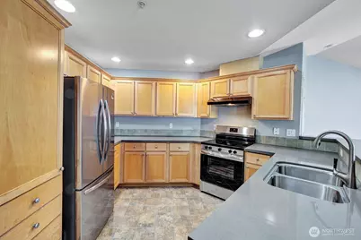 10515 221st Lane NE #202, Redmond, WA 98053 - Photo 5