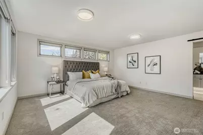 10719 Densmore Avenue N, Seattle, WA 98133 - Photo 17