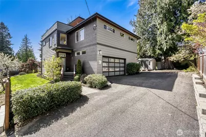 10719 Densmore Avenue N, Seattle, WA 98133 - Photo 1