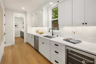 18660 NE 53rd St, Redmond, WA 98052 - Photo 9