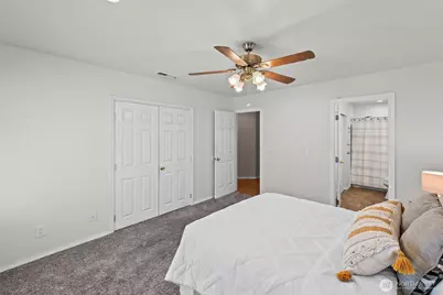 6840 Troy Lane NE, Bremerton, WA 98311 - Photo 17