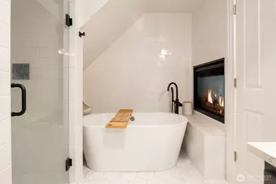 1012 2nd Avenue W, Seattle, WA 98119 - Photo 25