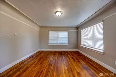 211 W Harvard Avenue, Shelton, WA 98584 - Photo 5