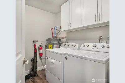 21404 46th Place W, Mountlake Terrace, WA 98043 - Photo 11