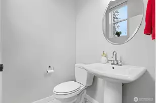 13717 Admiralty Way, Lynnwood, WA 98087 - Photo 13