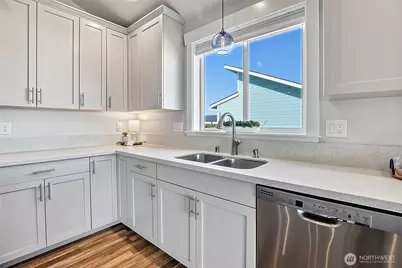 1298 Storm King Avenue SW, Ocean Shores, WA 98569 - Photo 11