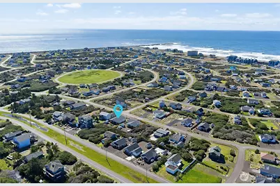 1298 Storm King Avenue SW, Ocean Shores, WA 98569 - Photo 3