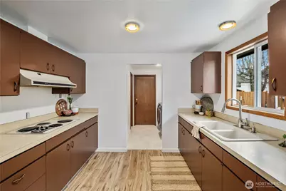 1408 E Maryland St, Bellingham, WA 98226 - Photo 11