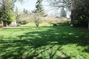 9678 Crest Dr, Blaine, WA 98230 - Photo 17