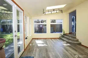 9678 Crest Dr, Blaine, WA 98230 - Photo 5