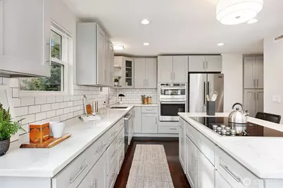 7302 33rd Avenue NE, Seattle, WA 98115 - Photo 11