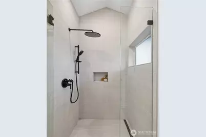 6507 19th Avenue NW, Seattle, WA 98117 - Photo 19