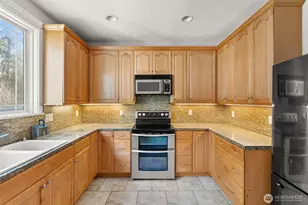 2929 S Fork Rd, Raymond, WA 98577 - Photo 11