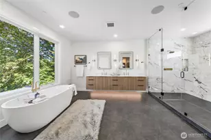 10204 NE 43rd St, Kirkland, WA 98033 - Photo 23