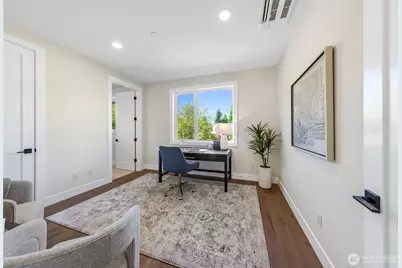 10204 NE 43rd Street, Kirkland, WA 98033 - Photo 19