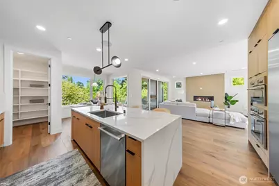 10204 NE 43rd Street, Kirkland, WA 98033 - Photo 15