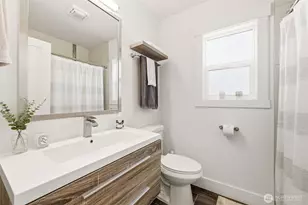 1070 25th Ave E, Seattle, WA 98112 - Photo 19