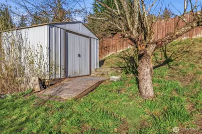 7419 86th Place NE, Marysville, WA 98270 - Photo 17