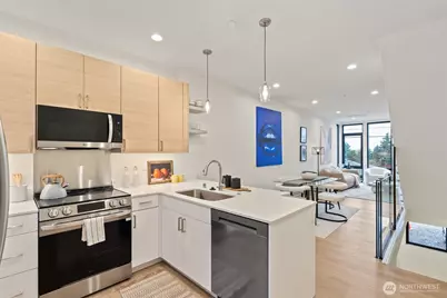 11229 Greenwood Avenue N #C, Seattle, WA 98133 - Photo 9