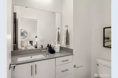 12526 15th Avenue NE #D, Seattle, WA 98125 - Photo 21