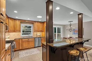 18002 42nd St Ct E, Lake Tapps, WA 98391 - Photo 11