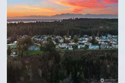1559 13th Ave, Fox Island, WA 98333 - Photo 5