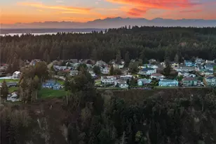 1559 13th Ave, Fox Island, WA 98333 - Photo 5