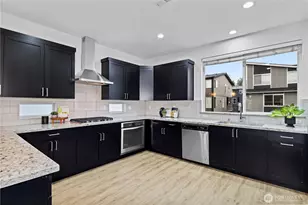 19210 38th Ave SE, Bothell, WA 98012 - Photo 9